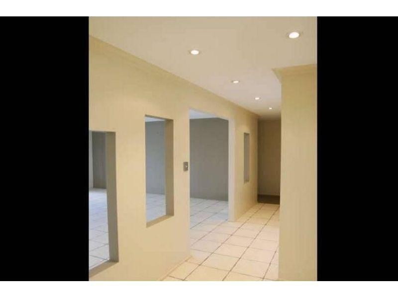 182 Rio Vista Boulevard, Broadbeach Waters QLD 4218