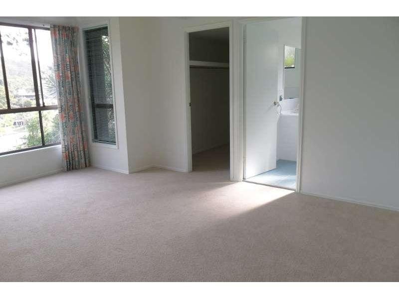 27 Bob Barnard Drive, Tugun QLD 4224