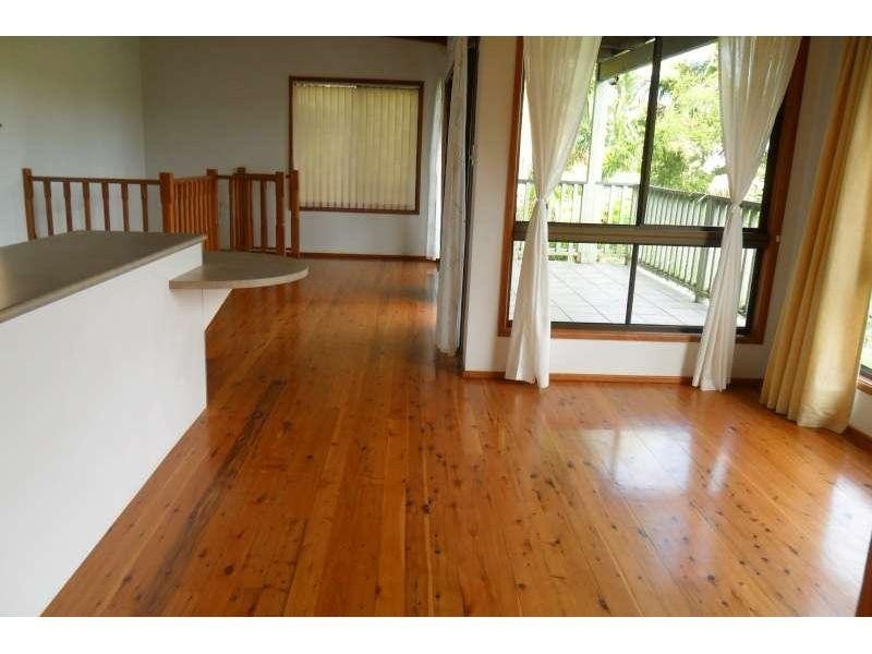 27 Bob Barnard Drive, Tugun QLD 4224