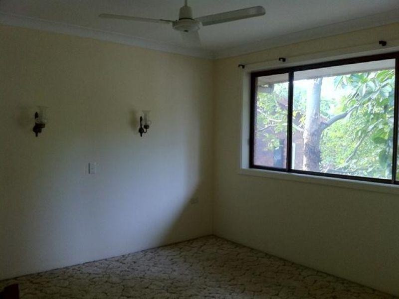 3 Sara Street, Ashmore QLD 4214