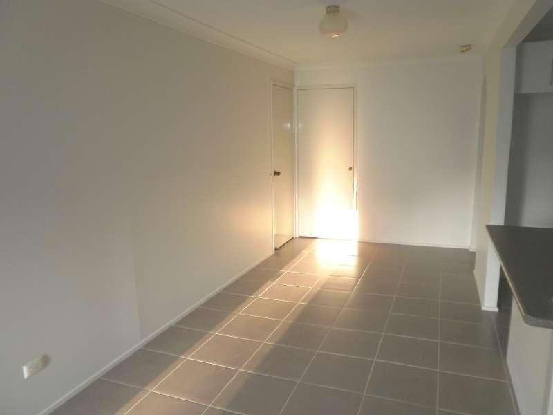 2/32 Corunna Crescent, Ashmore QLD 4214