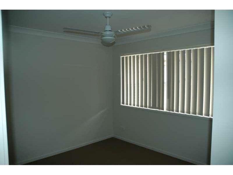 1/24 Ramu Street, Eagleby QLD 4207