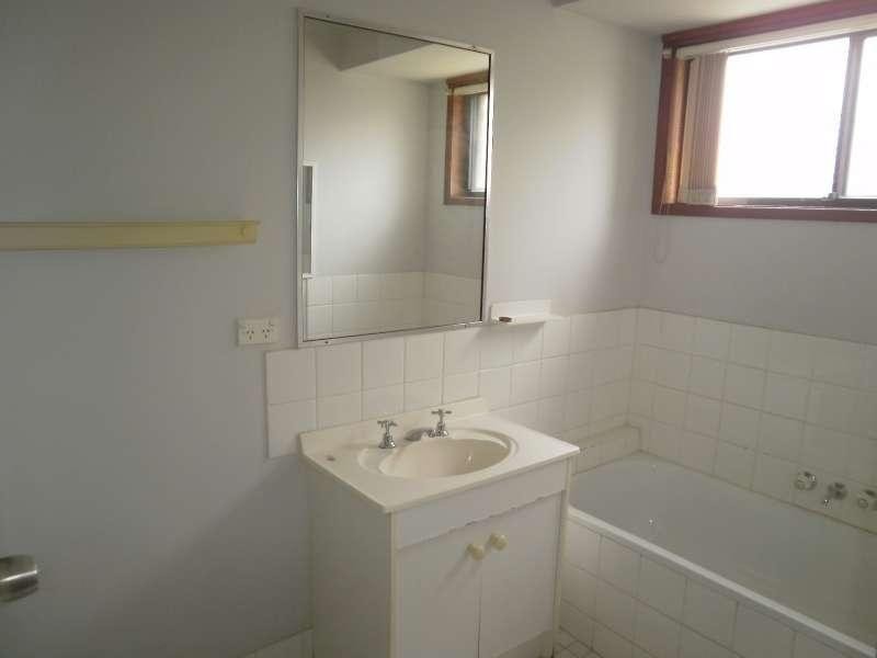 2/46 Galloway Drive, Ashmore QLD 4214