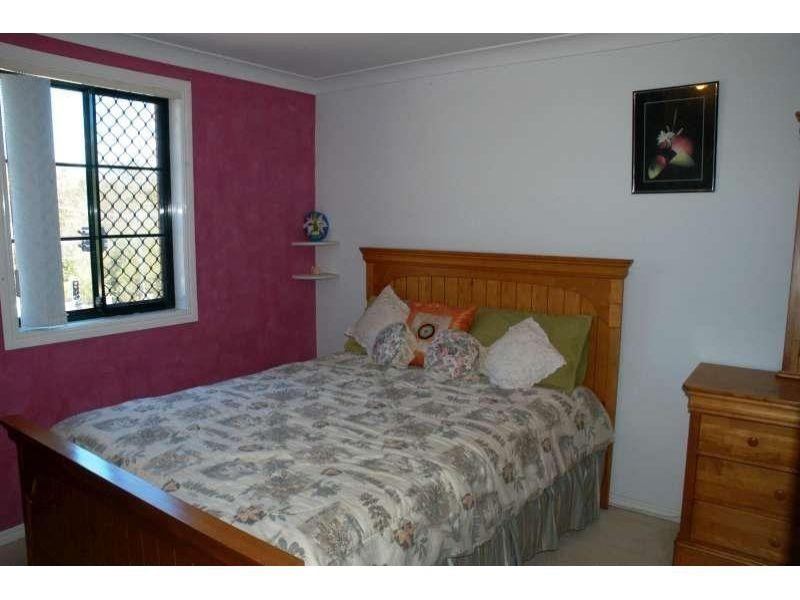 1 Chichester Drive, Arundel QLD 4214