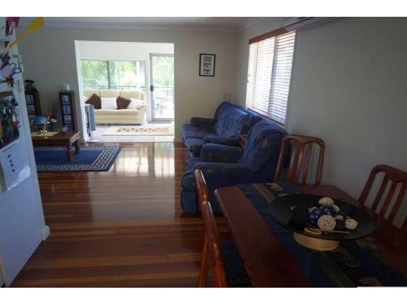 172 Heeb Street, Benowa QLD 4217