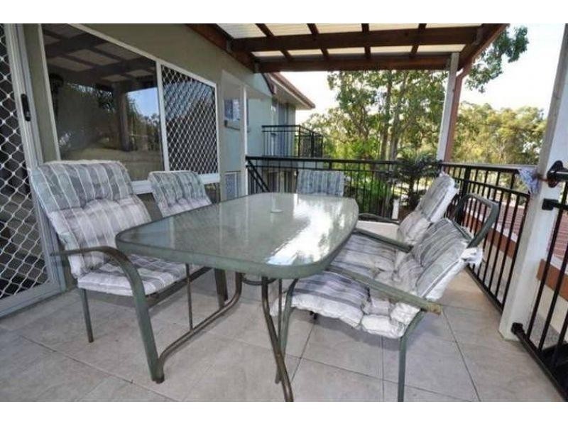 172 Heeb Street, Benowa QLD 4217