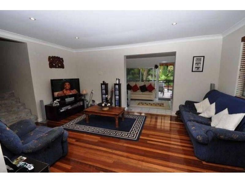 172 Heeb Street, Benowa QLD 4217