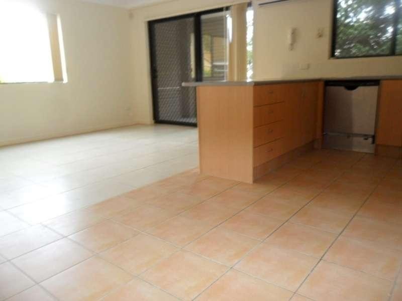 1/3 Tate Street, Southport QLD 4215