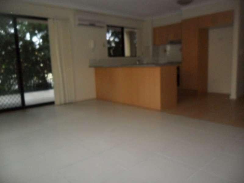 1/3 Tate Street, Southport QLD 4215