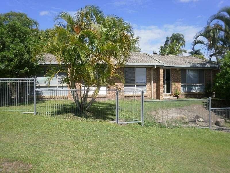 18 Goodman Close, Highland Park QLD 4211
