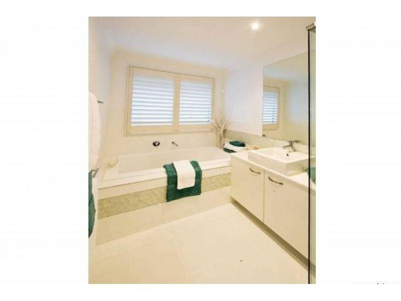 24 Homestead Circuit, Upper Coomera QLD 4209