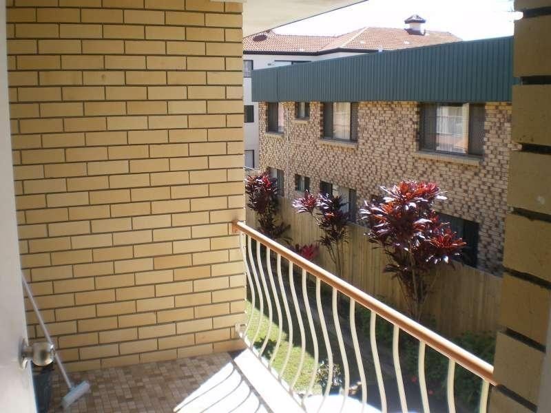 4/10 Lather Street, Southport QLD 4215