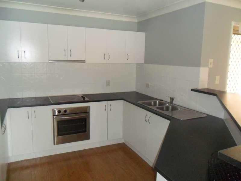 144 Christina Ryan Way, Arundel QLD 4214