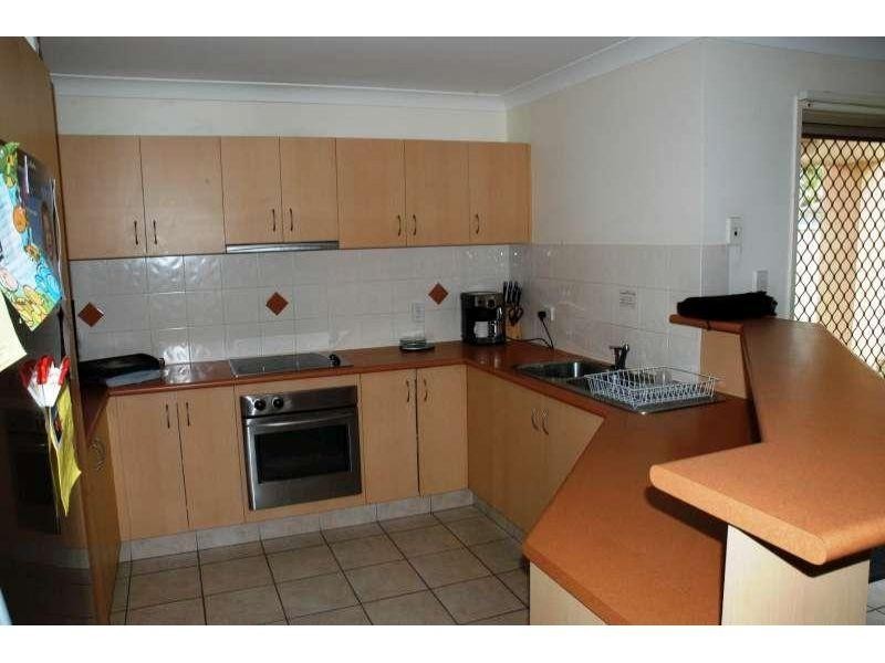 144 Christina Ryan Way, Arundel QLD 4214