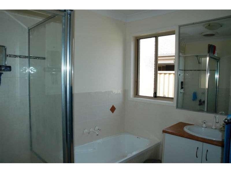 144 Christina Ryan Way, Arundel QLD 4214