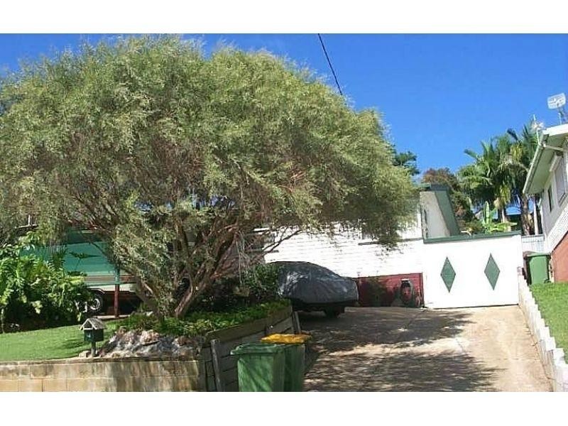 14 Kathleen Avenue, Southport QLD 4215