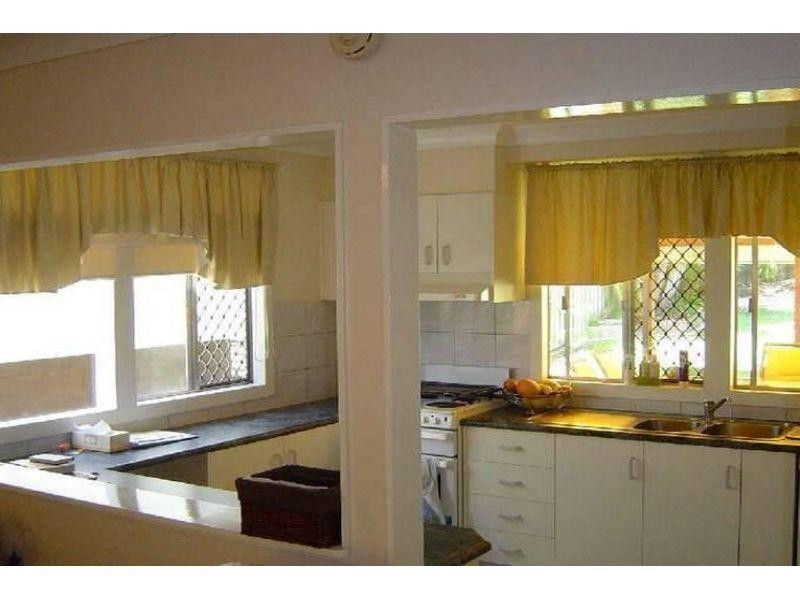 14 Kathleen Avenue, Southport QLD 4215