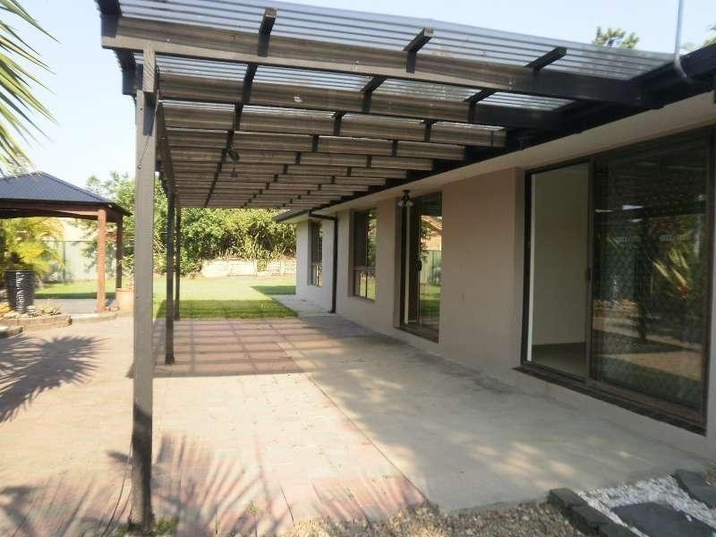 8 Clutha Court, Highland Park QLD 4211