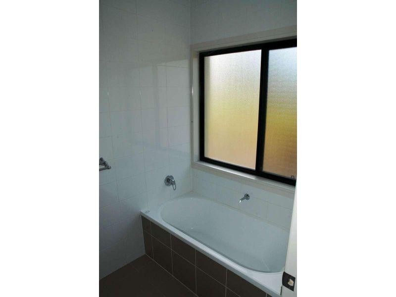 10 Hetchy Street, Upper Coomera QLD 4209