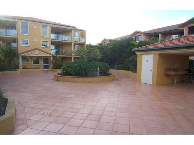 10/7 Johnston Street, Southport QLD 4215