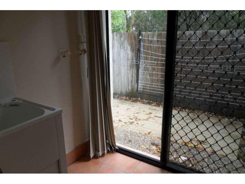 16/37 Harley Street, Labrador QLD 4215