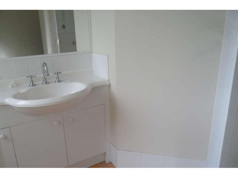 16/37 Harley Street, Labrador QLD 4215