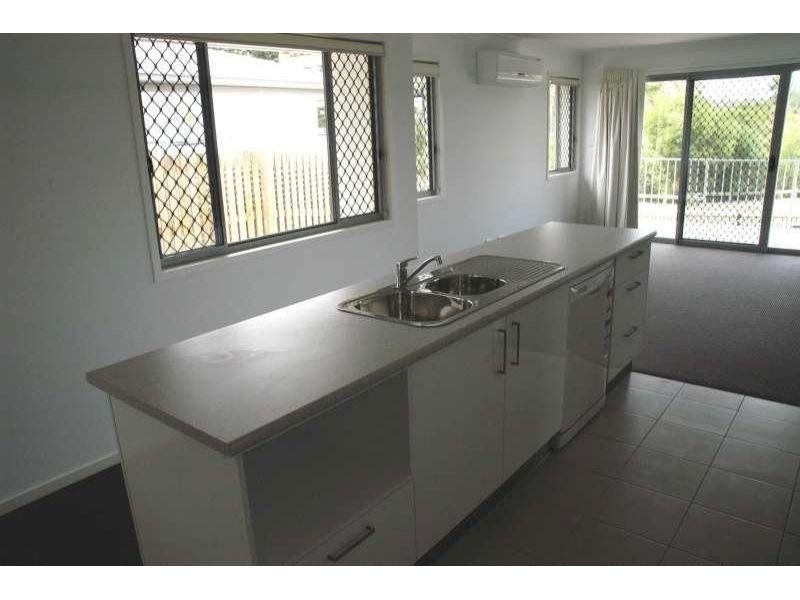 24/111 McAuley Parade, Pacific Pines QLD 4211