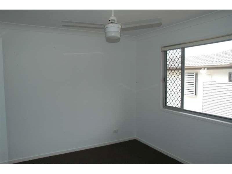 24/111 McAuley Parade, Pacific Pines QLD 4211