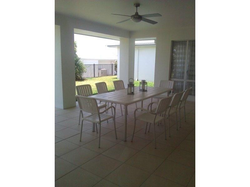 13 Conestoga Way, Upper Coomera QLD 4209