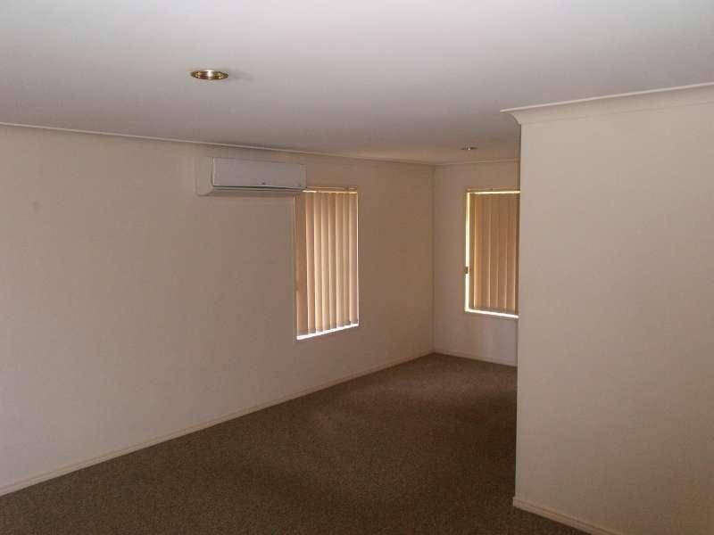 14 Floyd Court, Parkwood QLD 4214