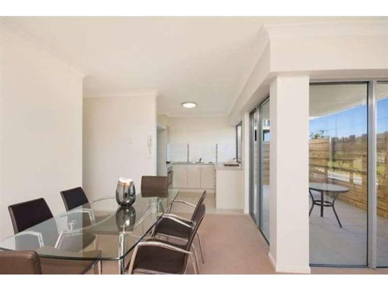 2/1 Hinterland Drive, Mudgeeraba QLD 4213