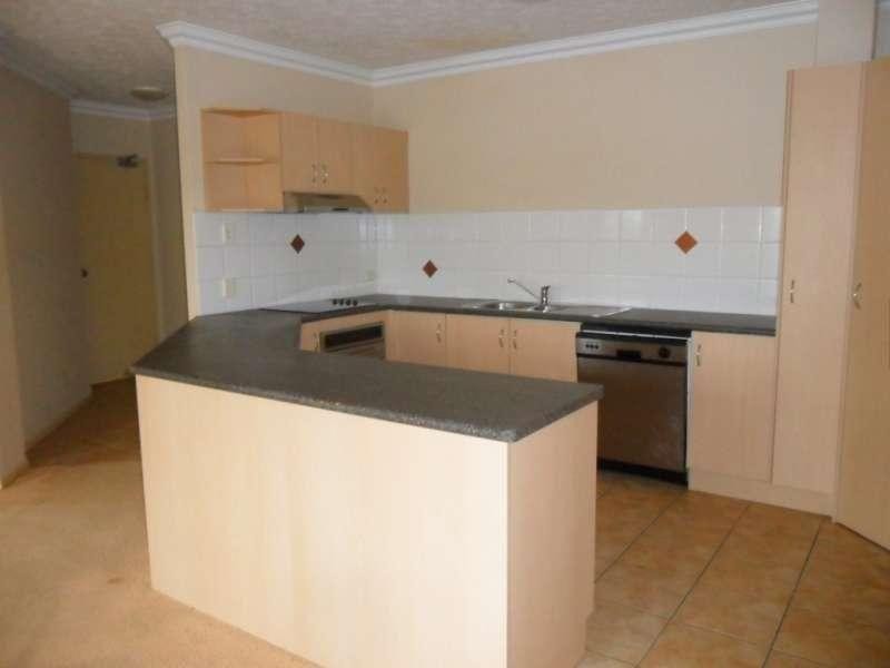 3/25 Chester Terrace, Southport QLD 4215