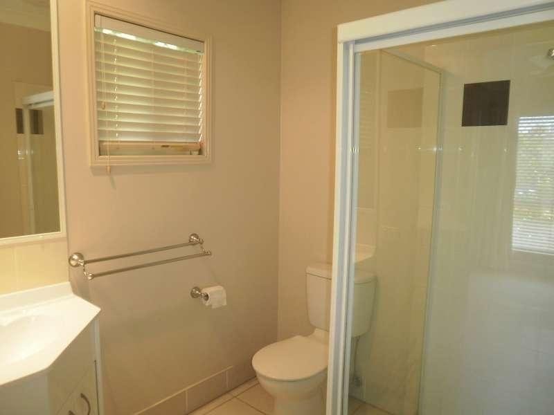 1/2 Pilar Court, Molendinar QLD 4214