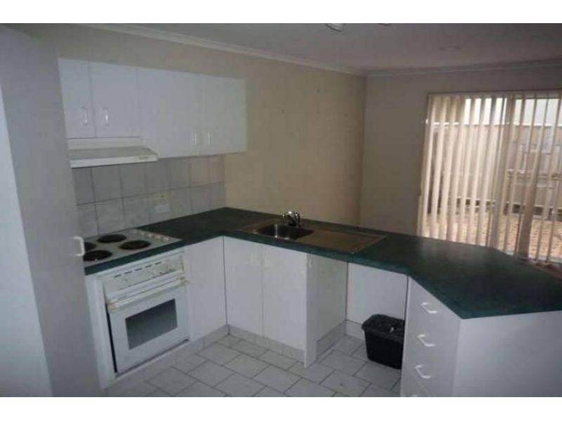 10/6 Harley Street, Labrador QLD 4215