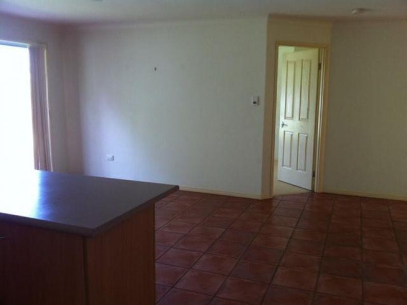 21 Barrs Avenue, Oxenford QLD 4210