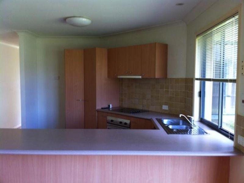 21 Barrs Avenue, Oxenford QLD 4210