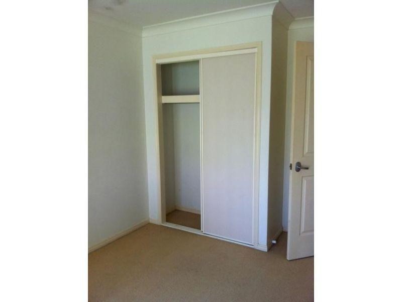 21 Barrs Avenue, Oxenford QLD 4210