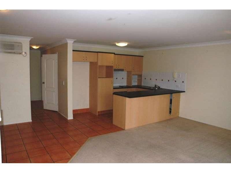 18/5-7 Railway Street, Southport QLD 4215