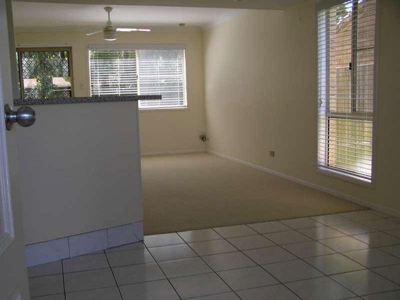 16/81 Olsen Avenue, Labrador QLD 4215