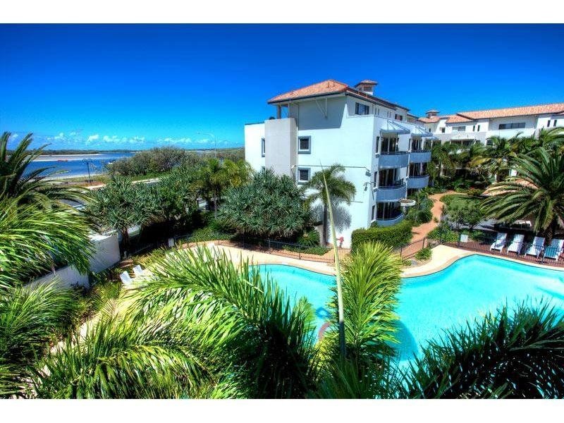 312/392 Marine Parade, Labrador QLD 4215