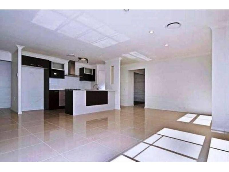 28 Peregrine Crescent, Coomera QLD 4209