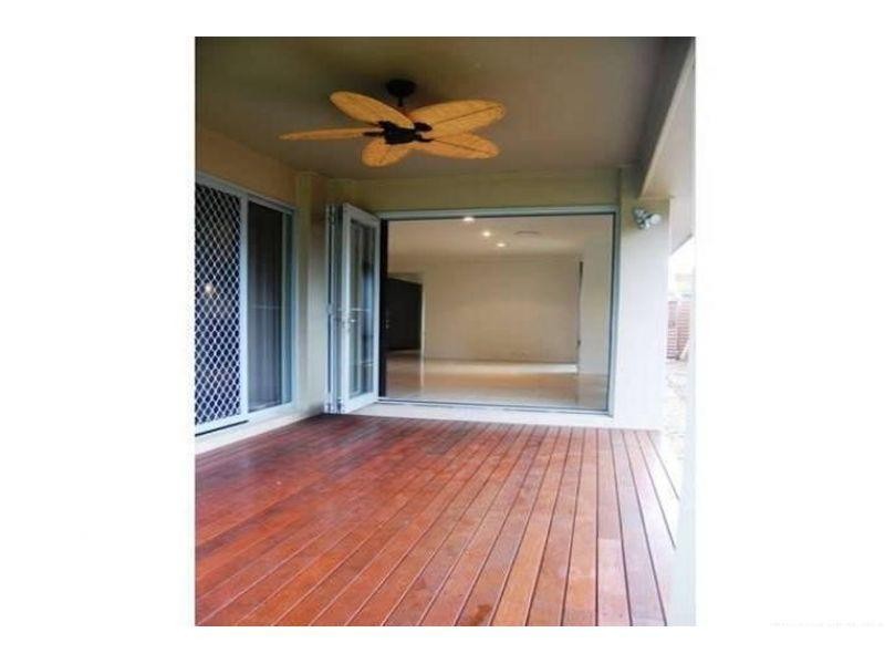 28 Peregrine Crescent, Coomera QLD 4209