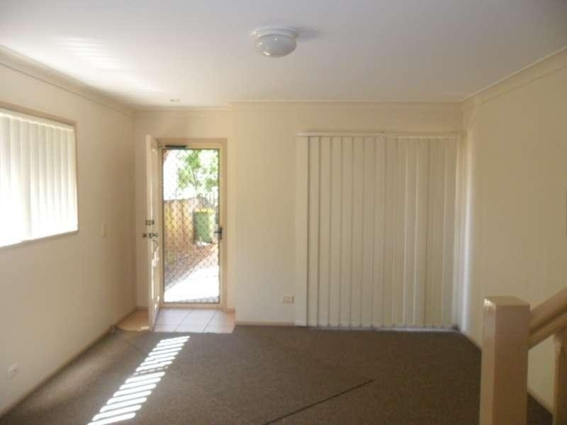 2/202 High Street, Southport QLD 4215