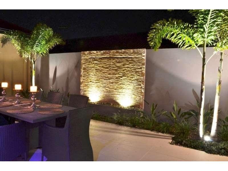 16 Palma Crescent, Varsity Lakes QLD 4227