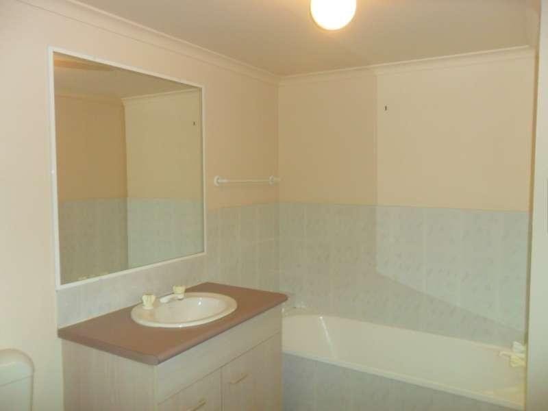 22/11-19 Taylor Street, Biggera Waters QLD 4216