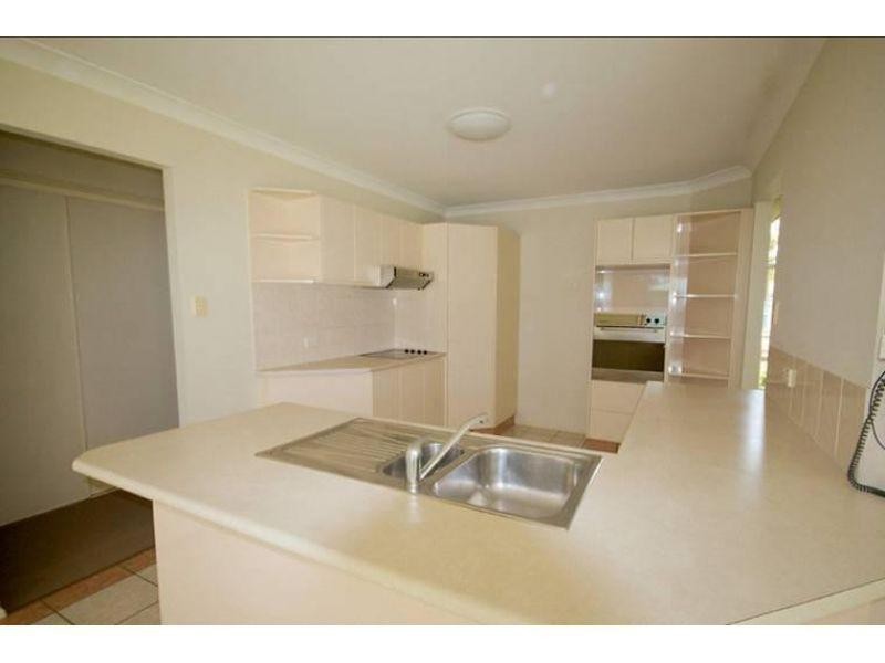 58 Clear River Boulevard, Ashmore QLD 4214