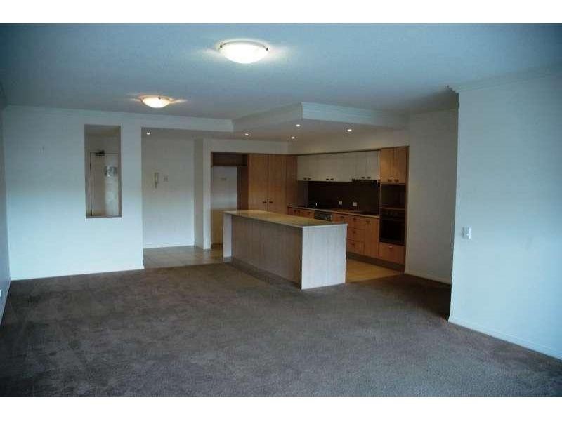 17/255 Varsity Parade, Varsity Lakes QLD 4227