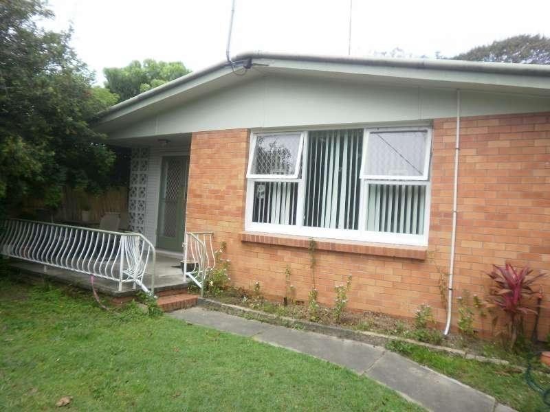 50 Whiting Street, Labrador QLD 4215
