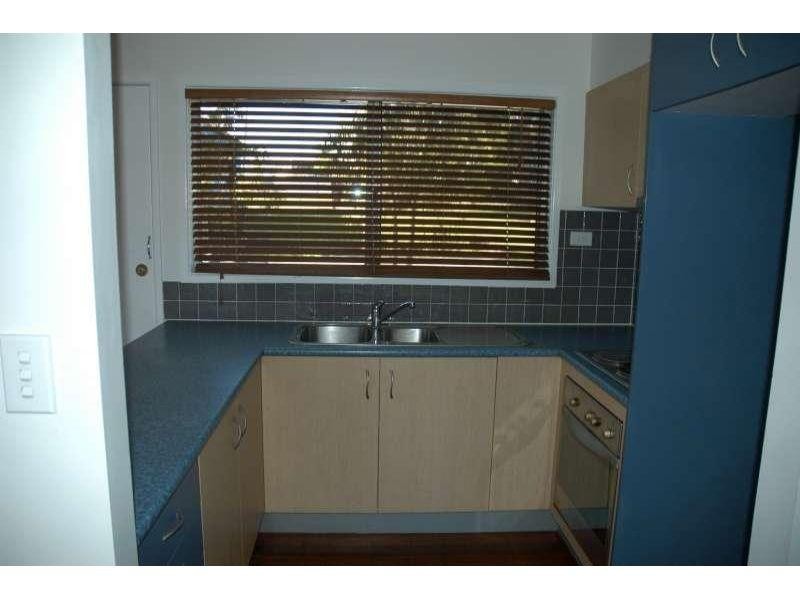 4 Mount Street, Nerang QLD 4211