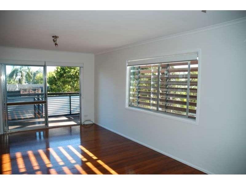 4 Mount Street, Nerang QLD 4211